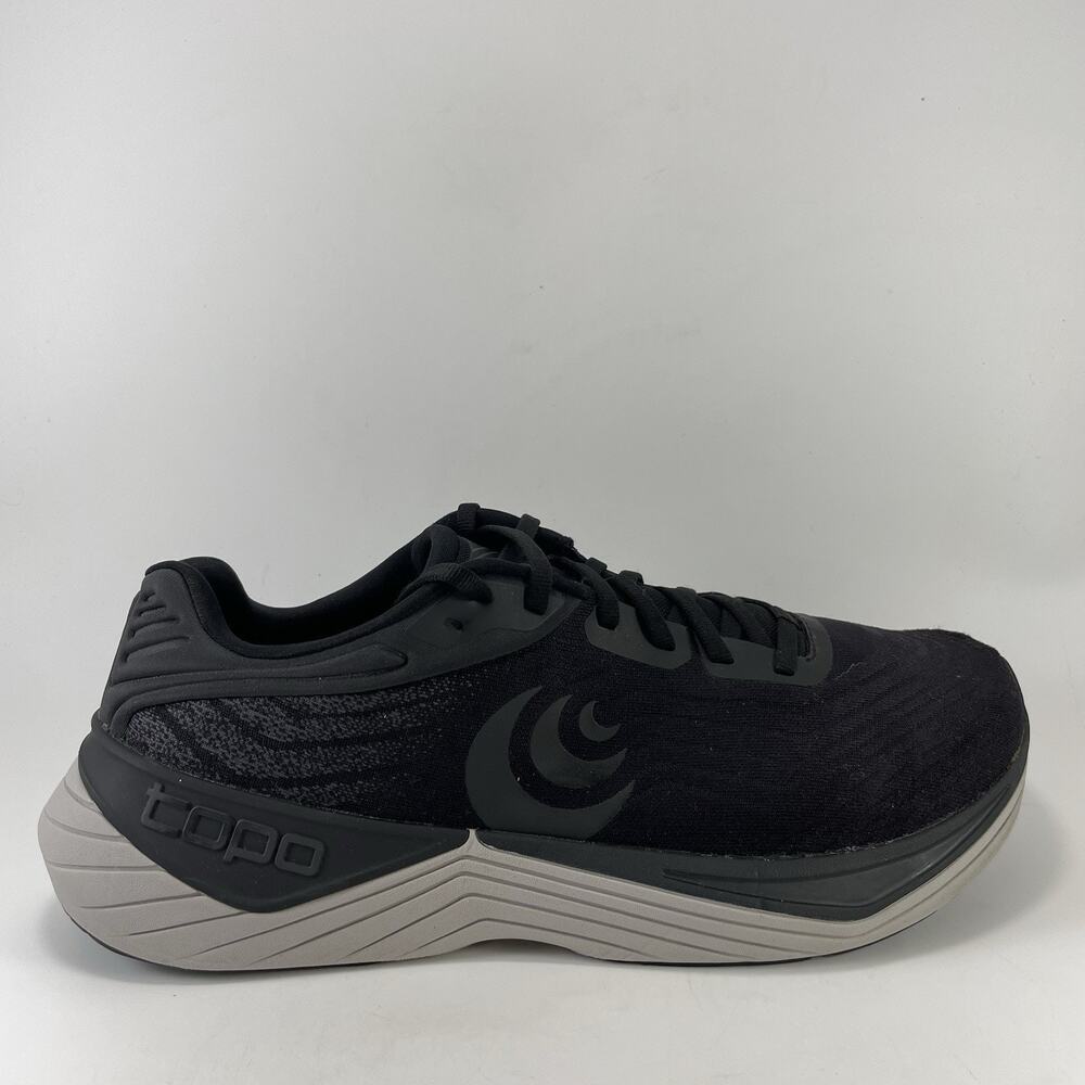 Topo Athletic Ultrafly 5 Mens Size 10.5 Black Charcoal Stability Running Shoes